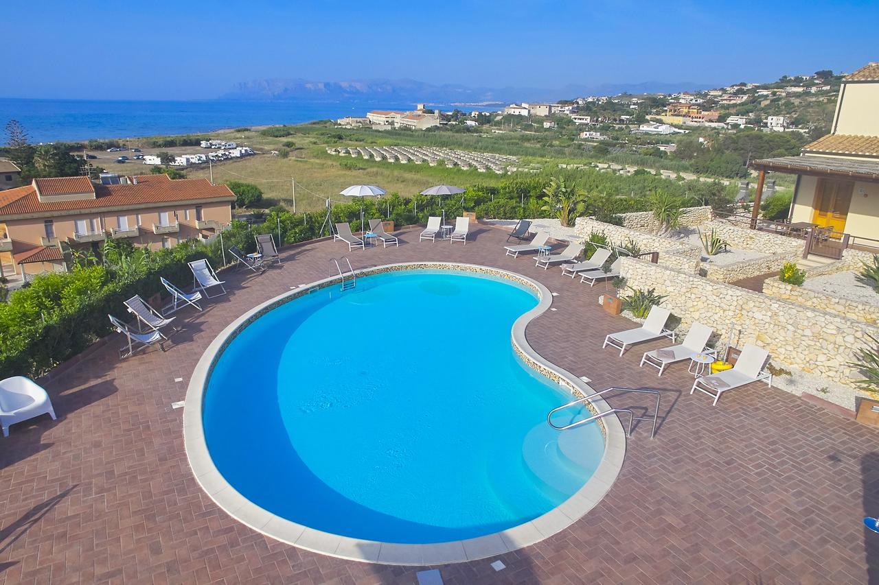 Riva Sea Apartments カステッランマーレ・デル・ゴルフォ エクステリア 写真