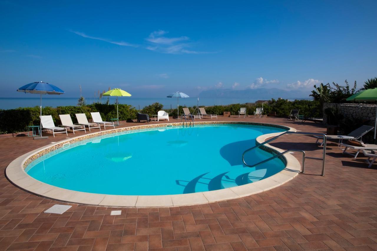 Riva Sea Apartments カステッランマーレ・デル・ゴルフォ エクステリア 写真