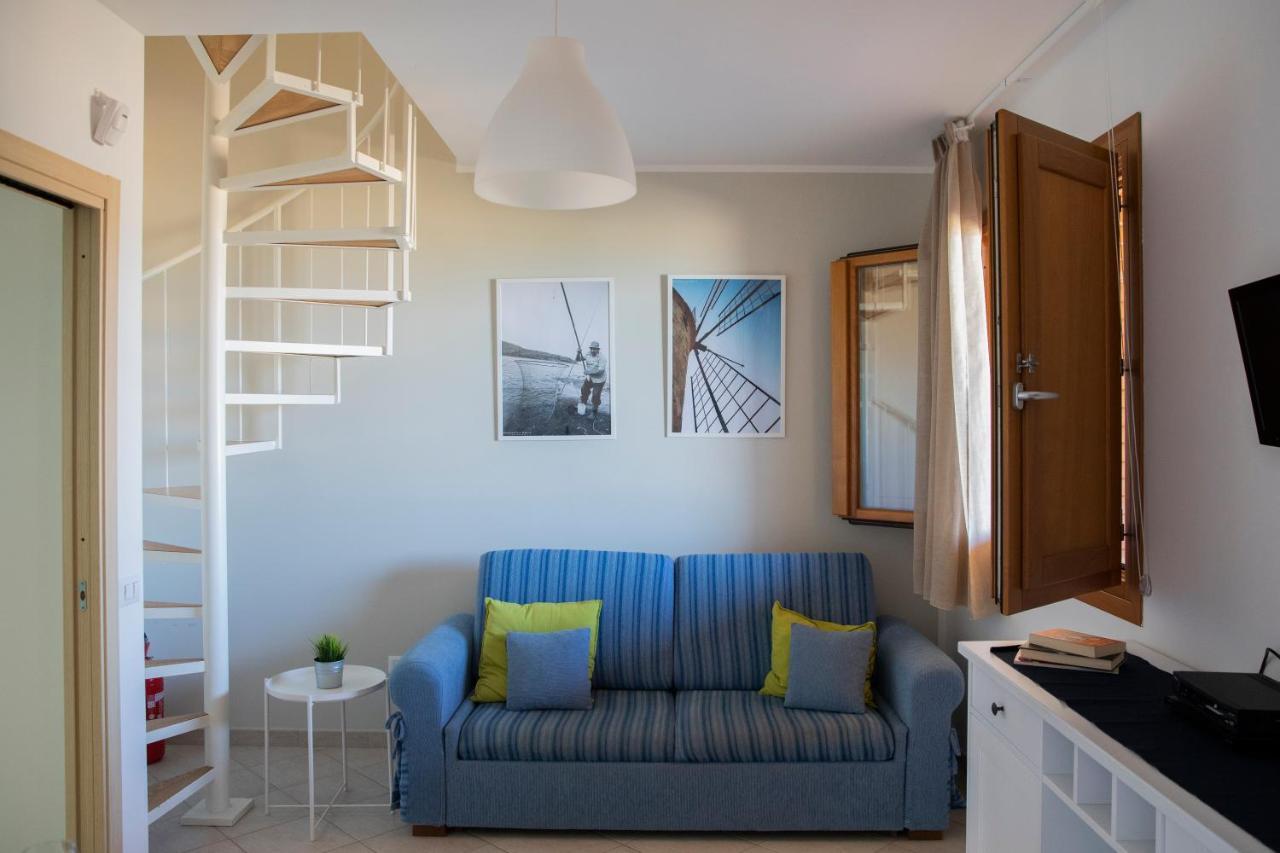 Riva Sea Apartments カステッランマーレ・デル・ゴルフォ エクステリア 写真